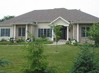 17125 Driftwood Ct, Brookfield, WI 53005