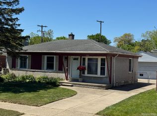 1720 Leslie St, Westland, MI 48186