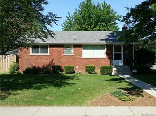 102 S Alice Ave, Rochester, MI 48307