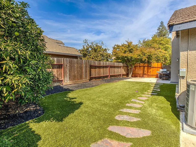 9326 Ariel Way — Photo 12