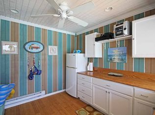 9286 Sylvia Ave, Gloucester, VA 23072