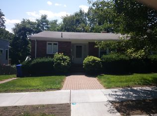 156 Lancaster Ter, Brookline, MA 02446