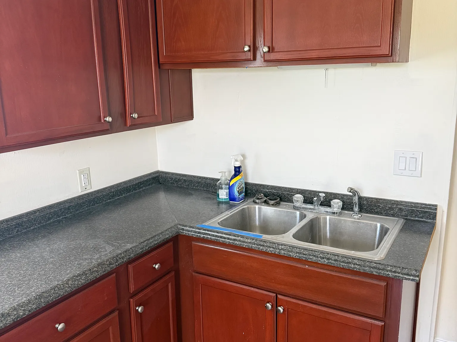 1 bed, 600 sqft, $1,150 — Photo 3