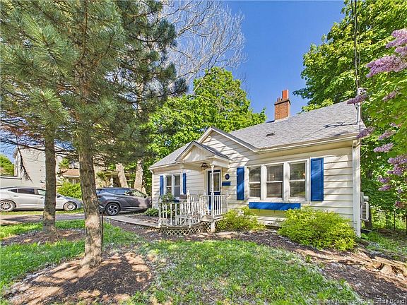 2nd image of 46 Donald Ave
