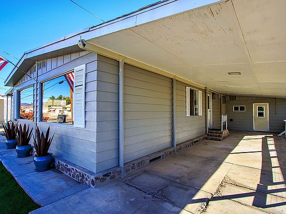 3rd image of 217 N Moonlight Dr