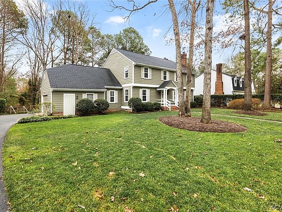 3rd image of 1611 Stoneycreek Dr