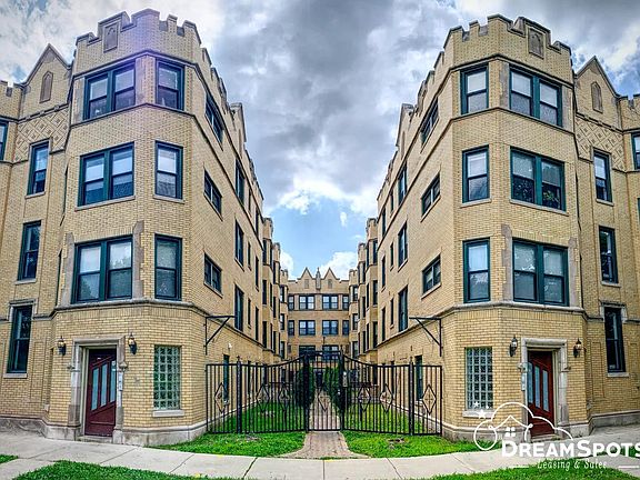 2nd image of 6617 S Kenwood Ave #305