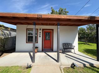 908 W El Paso St, Marfa, TX 79843
