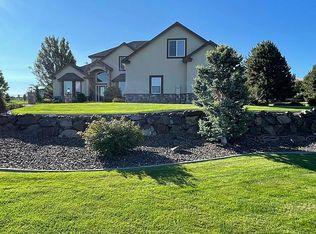 28007 Country Meadow Ln, Kennewick, WA
