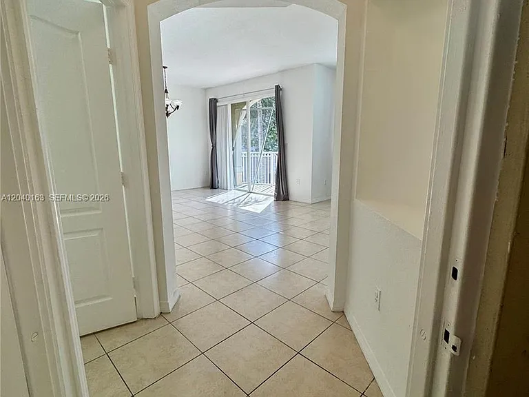 8936 W Flagler St #201 — Photo 3