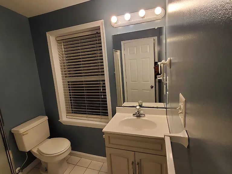 1430 Light St — Photo 9