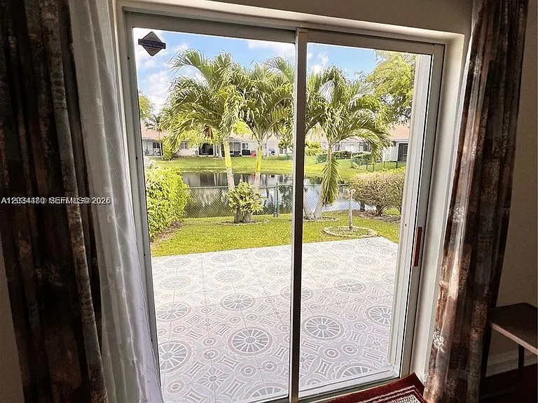 11281 SW 18th Ct #11281 — Photo 12