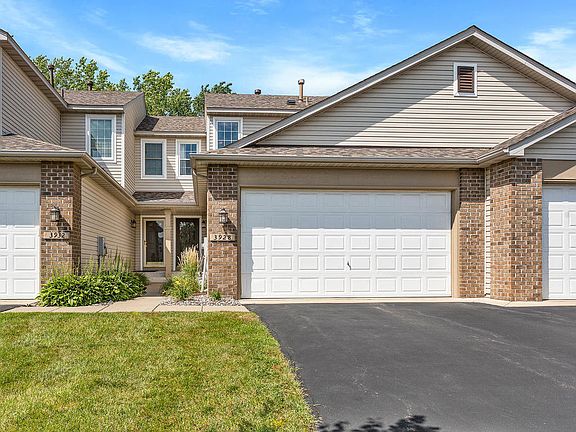 2nd image of 3928 Everest Ln N