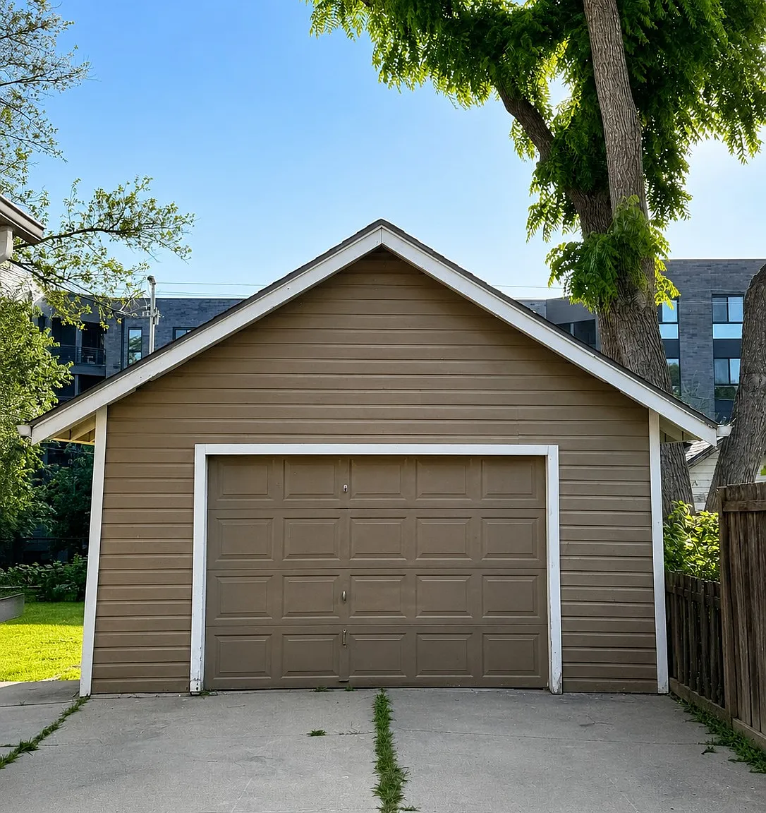 4 bed, 1900 sqft, $2,350 — Photo 2