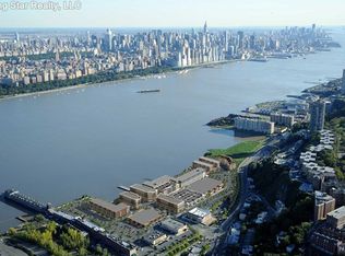 4 Main St UNIT 102, Edgewater, NJ 07020