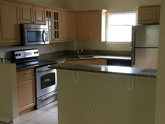 Fully updated kitchen