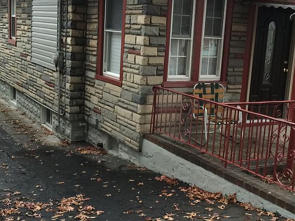 5th image of 710A Wilcox Ave