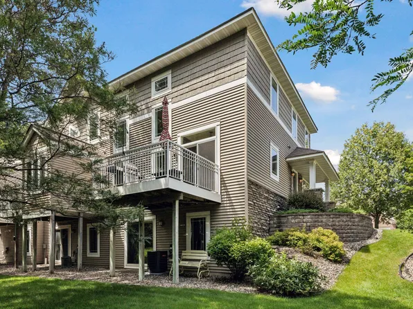 6880 Folkestone Rd, Apple Valley, MN 55124