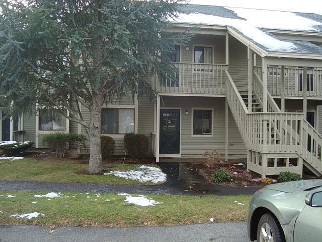 1st image of 72 Eaton Lane #72
