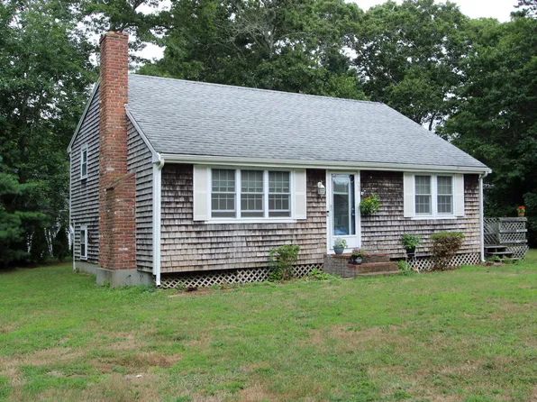 109 Grace Court, East Falmouth, MA 02536