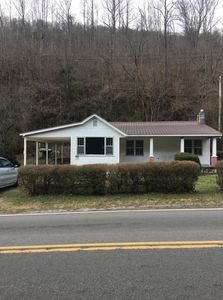 593 Natural Tunnel Pkwy, Duffield, VA, 24244