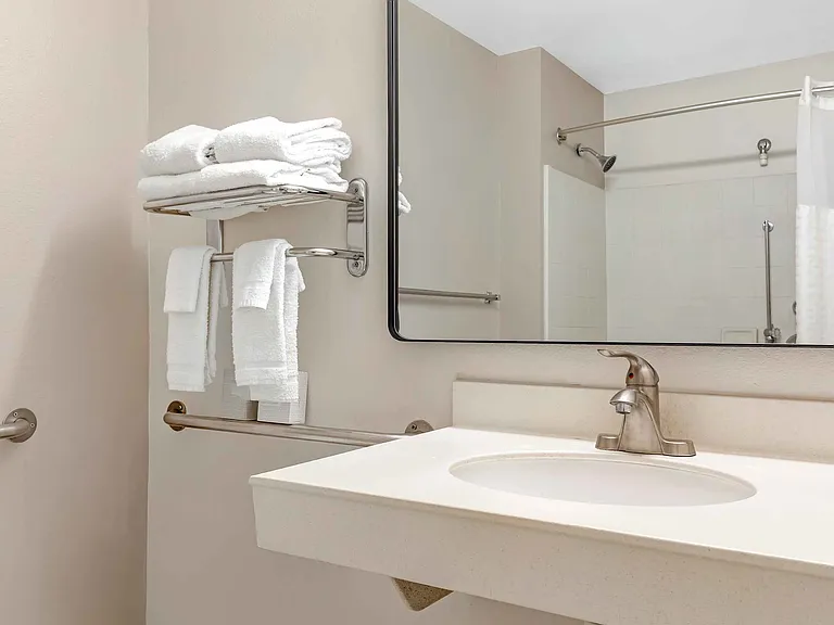 Studio Suite - 1 King Bed