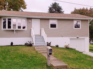 115 Mackie Ln, Taylor, PA 18517