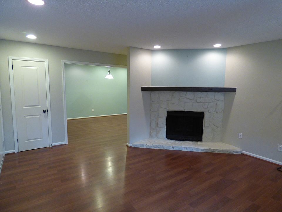 1st image of 808 Patton Chapel Trl