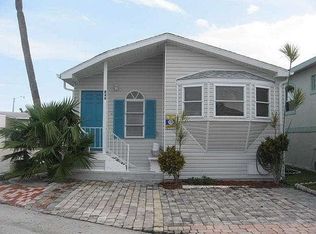 836 Nettles Blvd, Jensen Beach, FL 34957