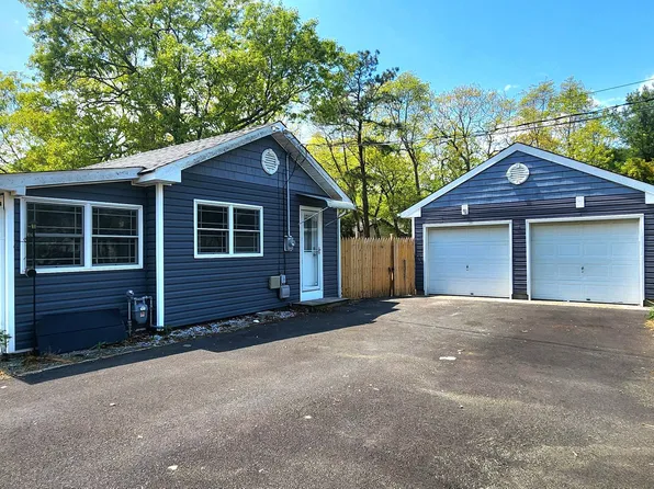 705 Cedar Avenue, Pine Beach, NJ 08741
