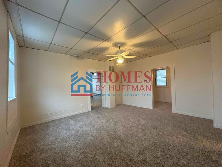 1310 W Delaware St — Photo 5