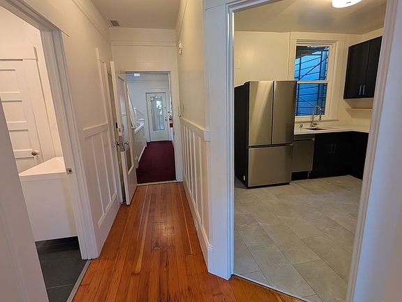 4th image of 3478 18th St APT 4