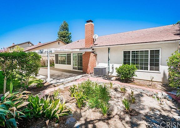 3rd image of 23940 Avenida Entrana