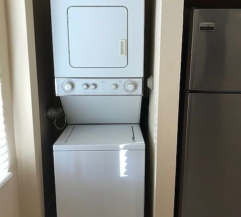3rd image of 2725 SW 82nd Ave #105
