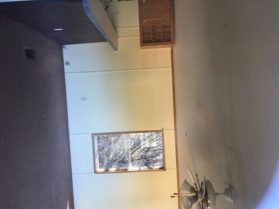 2nd image of 2845 Willow Loop