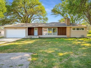 4019 SE 6th St, Topeka, KS 66607