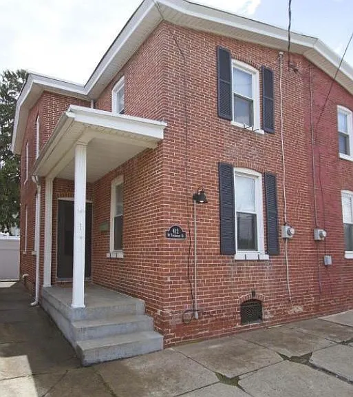 412 W Frederick St — Photo 1