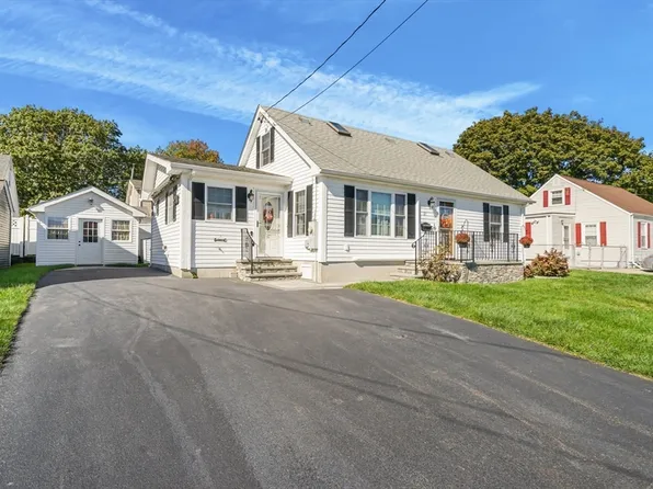 21 Bradley Ave, Somerset, MA 02725
