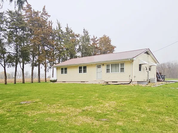 21272 Lyndon Rd, Morrison, IL 61270