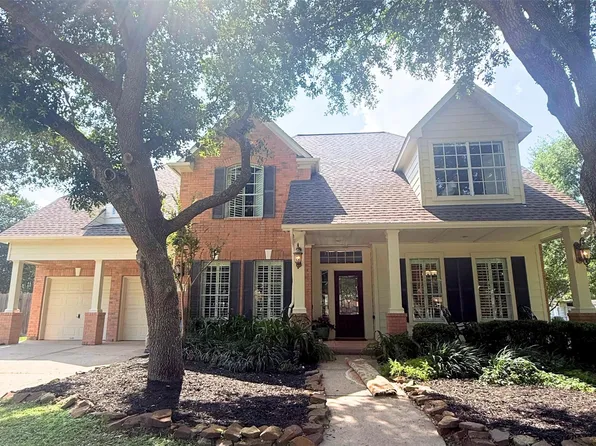 3302 Long Meadow Ct, Pearland, TX 77584