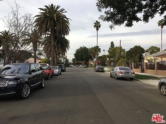 3rd image of 5851 Satsuma Ave