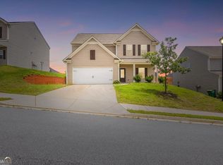 385 Darling Ln, Pendergrass, GA 30567