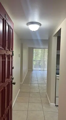 The Gardens Of Kendall Condo — Photo 4
