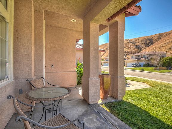 3rd image of 3669 N Shandin Cir