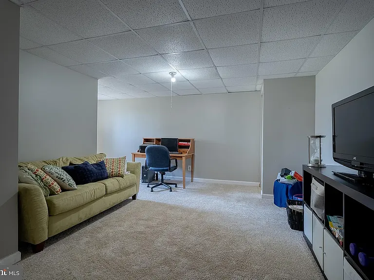 625 Longwood Rd #625 — Photo 25