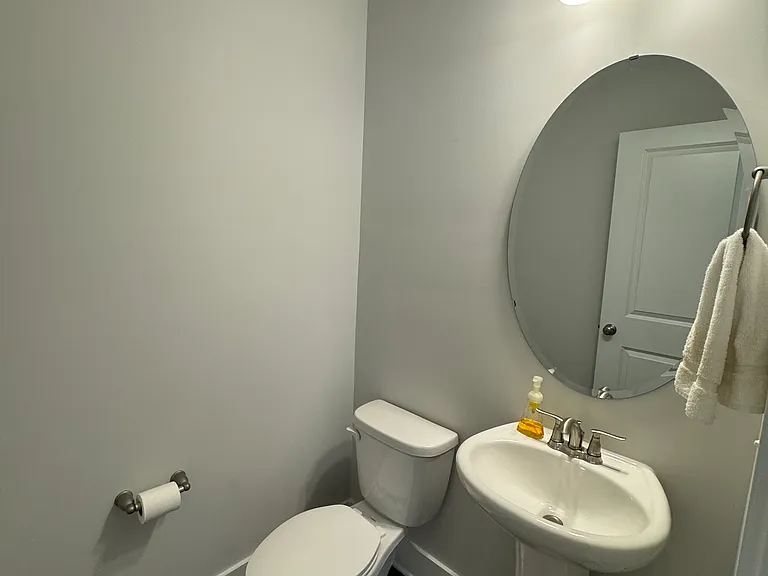 632 Amalfi Dr — Photo 22