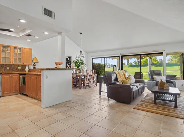 77605 Woodhaven Dr N, Palm Desert, CA 92211