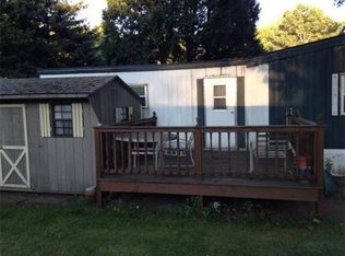 7 Stagecoach Dr, Brookfield, MA 01506