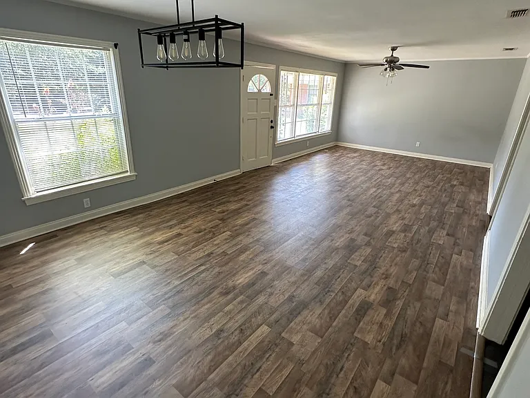 2809 Broadway Blvd — Photo 5