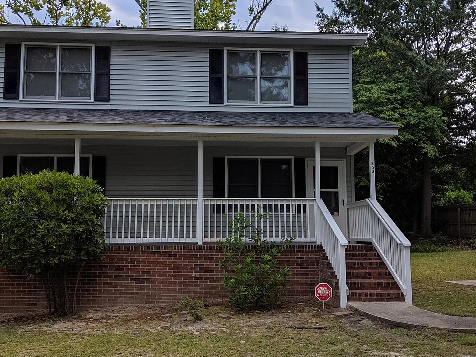 250 Greenville St #250